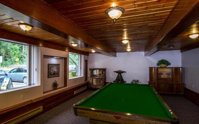 Three Valley Lake Chateau