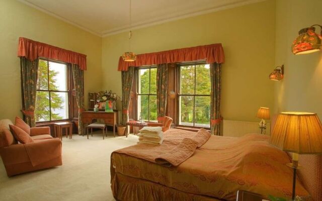 Currarevagh House