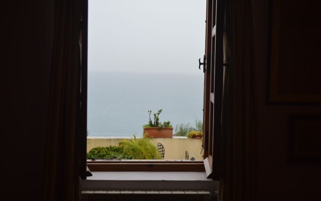 Aux 3 Portes