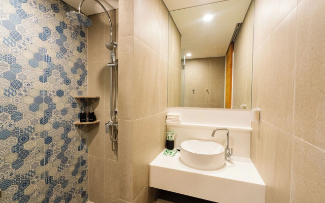 Cozy LakeSide apartments in Laguna