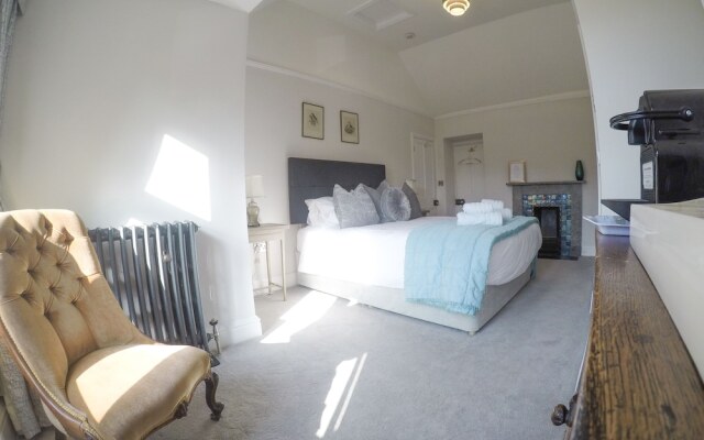 Abbots Oak Manor