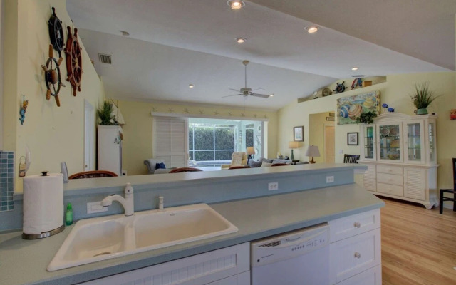 Tortuga Pool Home