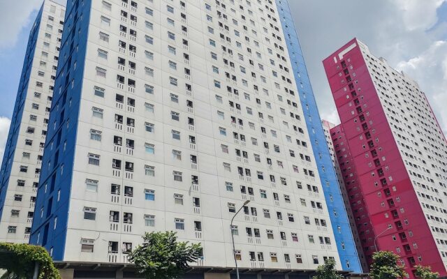 Simply 2BR Green Pramuka City Apartment near Cempaka Putih