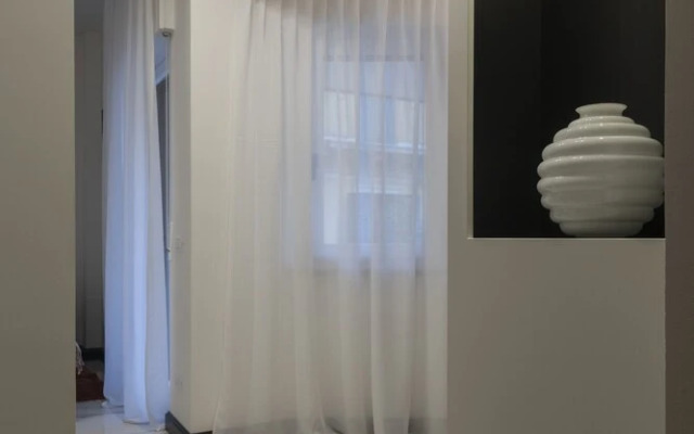 A World Aparts - 12 Viviani