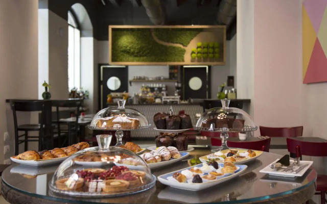 Savona 18 Suites
