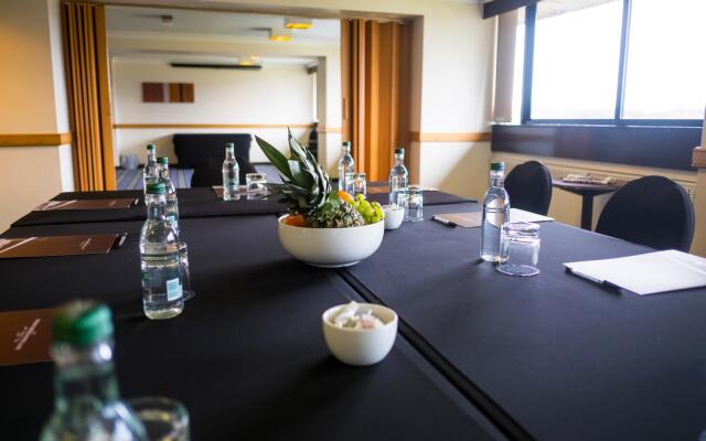 Muthu Glasgow River Hotel