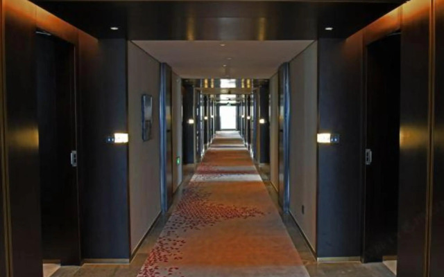 Qin'an Hotel