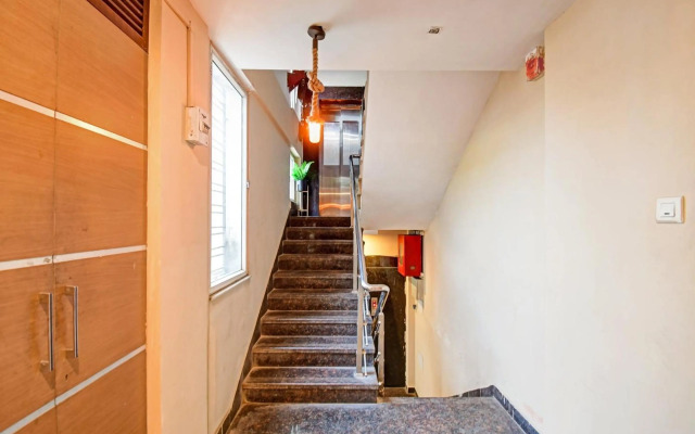 Collection O 80534 Avenue Regency