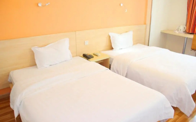 7Days Inn Wuhan Aomen Road Branch