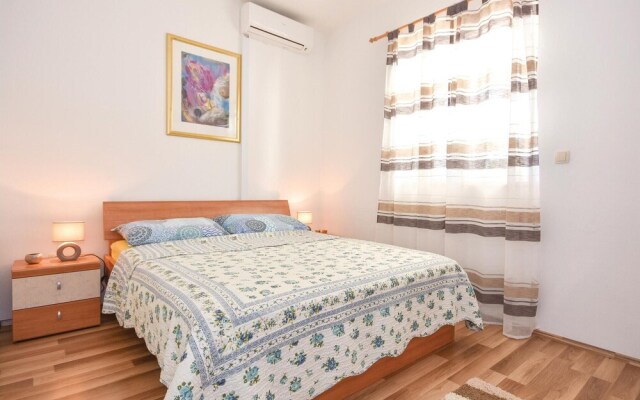 Beautiful Home in Omis With Wifi and 3 Bedrooms