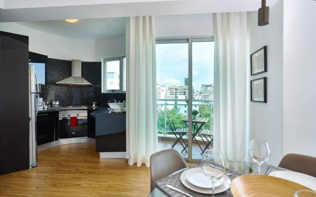 UPSCALE 1BR near BLUE MALL Rooftop YellowKey