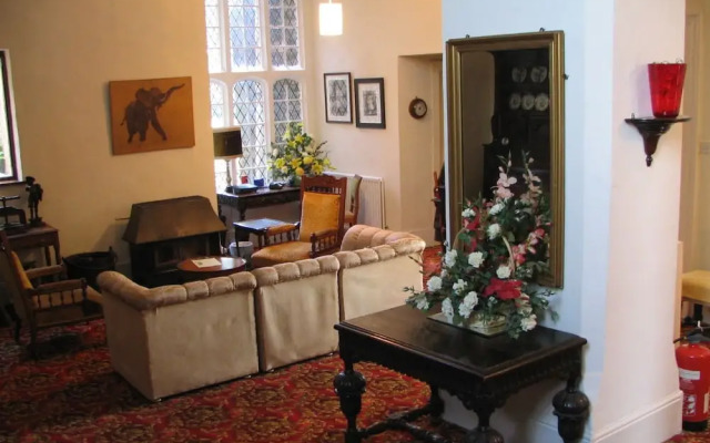 Greenham Hall