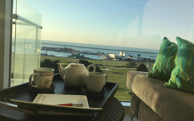 Incomparable Vista al Golf