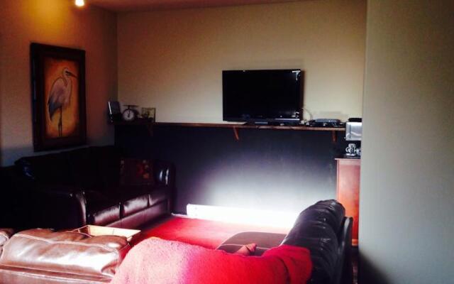 Eagle Tree Lodge Cottage Suite and Heron Suite