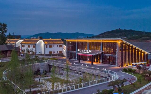 Joy 87. 8 Music Hotel