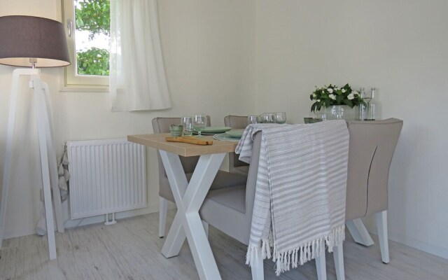Modern Chalet With Dishwasher, Near the Beach