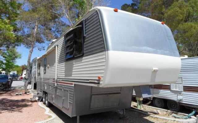 Pahrump RV Park & Lodging