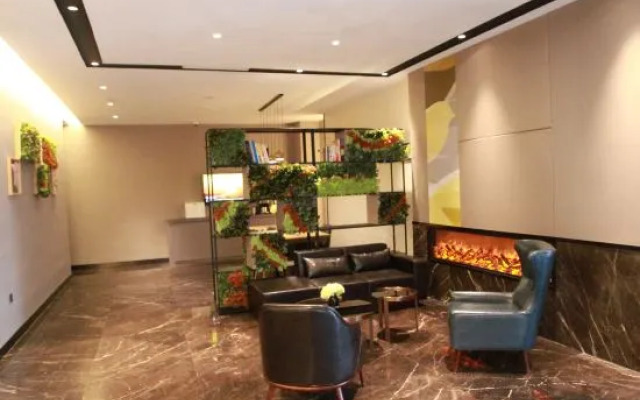 Homeinn Selected Hotel (Chuzhou Municipal Government World Trade Building)