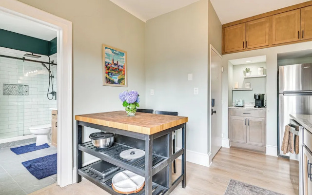 Albany Vacation Rental w/ State Capitol Views!
