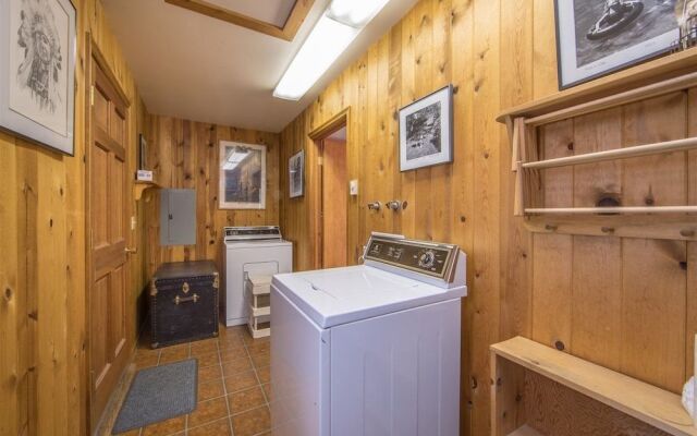 Ennis - T-Lazy-B Ranch