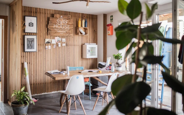 Ferrel Surf House