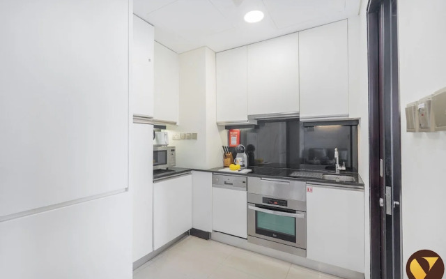 Vogue JW Marriot 23rd floor Marina View