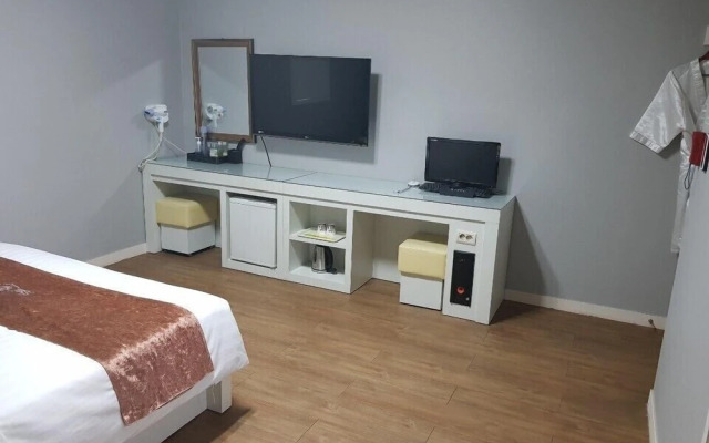 Winners Hotel