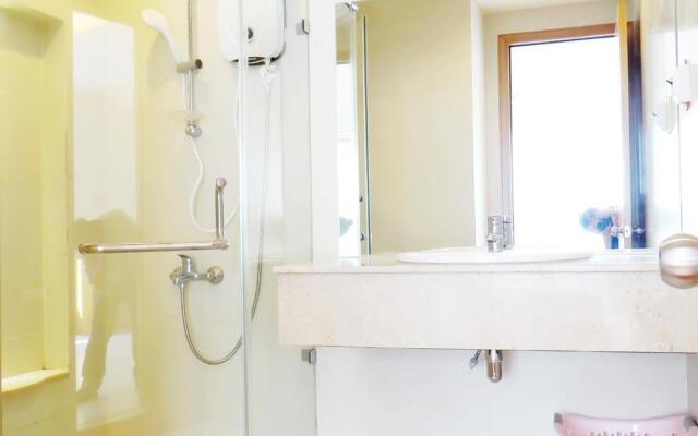 Edenpark Apartment & Hotel Service