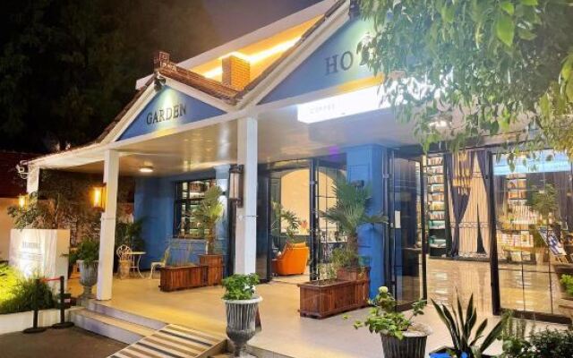 Kuan ju yun jian garden hotel