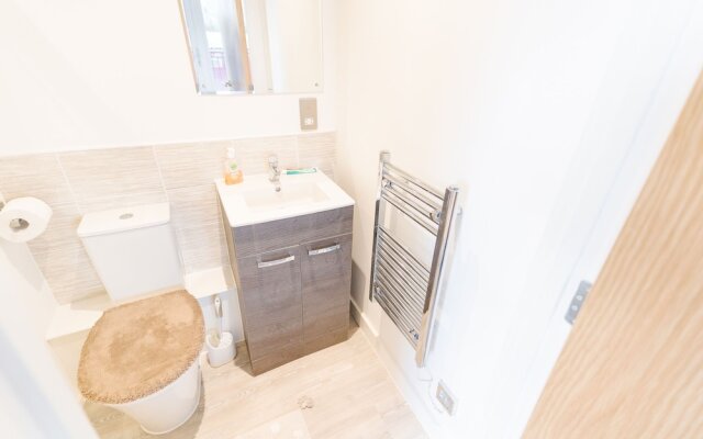 Modern Apartment in Salford, Manchester, UK