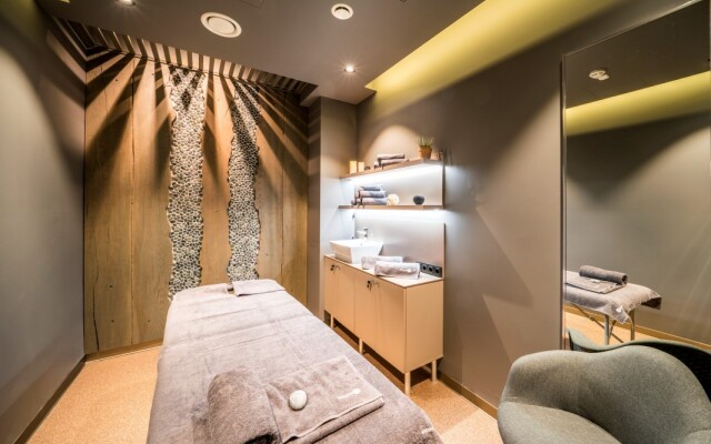 Wellton Riverside Spa Hotel