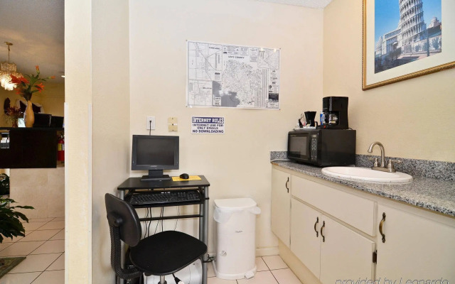 Quality Inn near Manatee Springs State Park