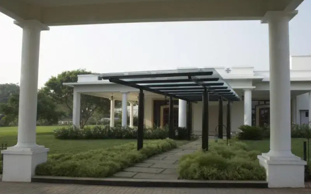 Golden Landmark Resort