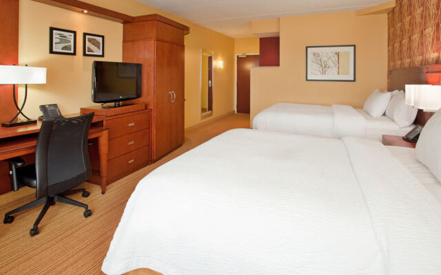 Courtyard Pittsburgh North/Cranberry Woods