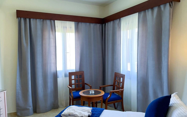 Nubian Island, Families and Couples only