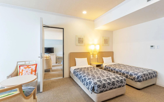 Spa Resort Hawaiians Monolith Tower – Guest Rooms – Iwaki