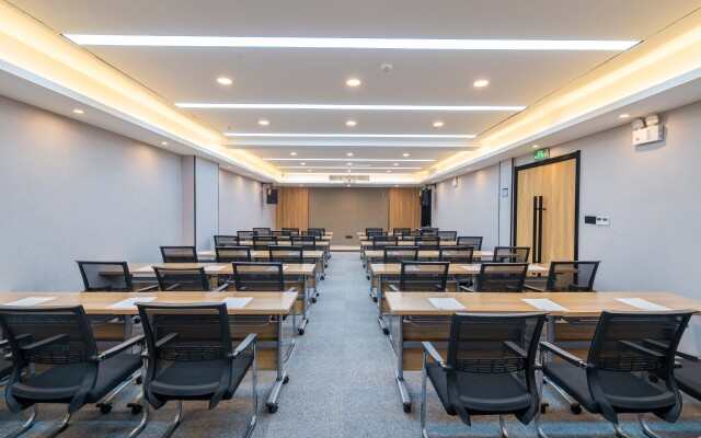 GreenTree Inn (Anqing Shifu Road Huamao 1958)