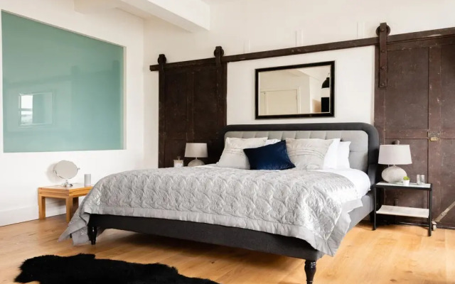 Luxury 3Bed Penthouse in Shoreditch