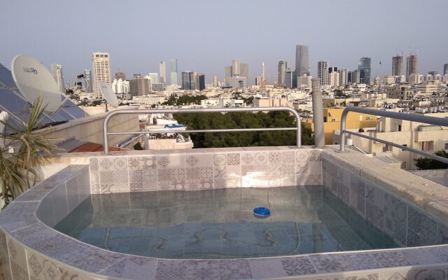 TLV Suites Triplex Penthouse With pool