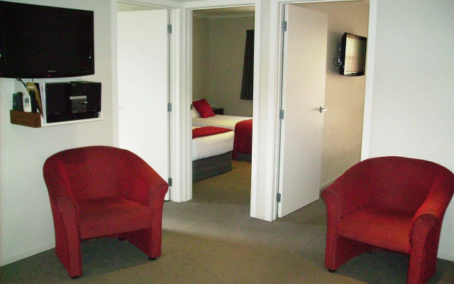 Albert Court Motor Lodge