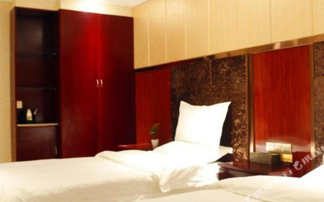 Longqing Business Hotel