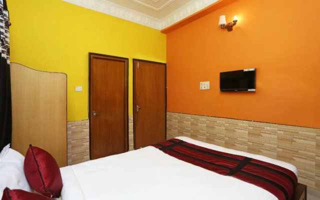 Sterling Guest House by OYO Rooms