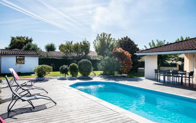 Frenchyhomes☆villapiscine☆8pers☆centrebassin