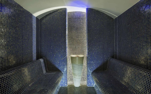 DoubleTree by Hilton Hotel Istanbul - Tuzla