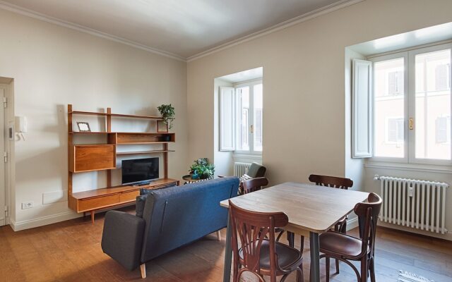 Auditorium Elegant Apartment