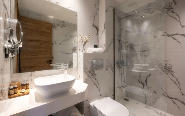 Emily's Luxury Suites