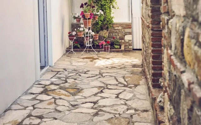 Bozcaada Fahri Hotel