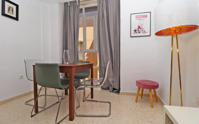 Del parque flats victoria trini