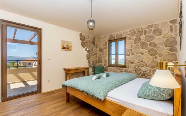 Rustic Villa Viamare