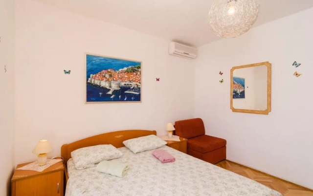 Ivo Guest House
